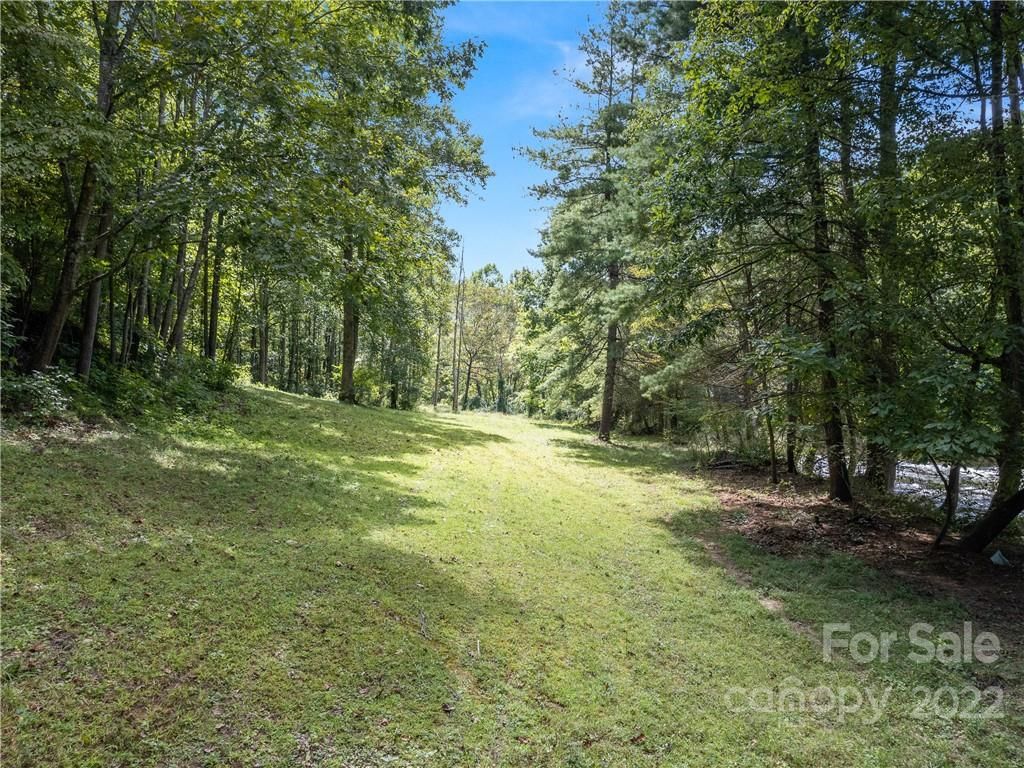 Off Earl Bradley Road