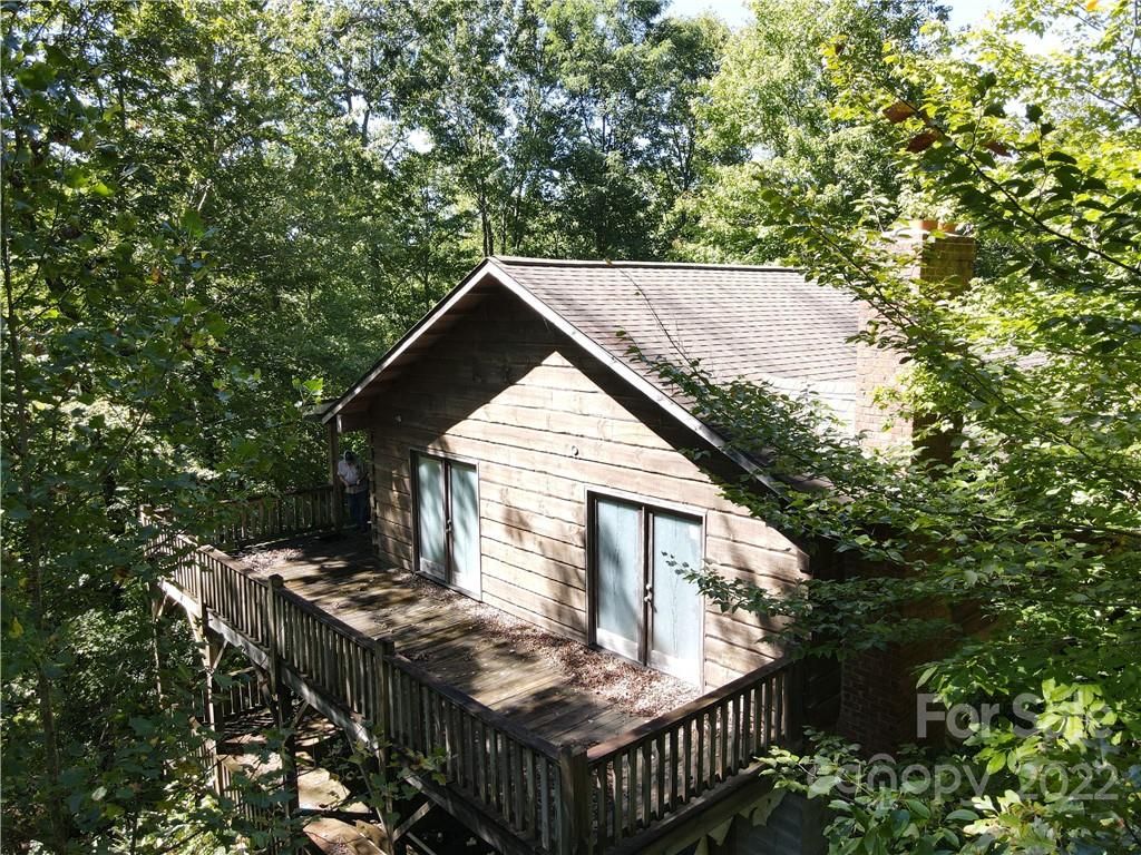 25 Creek Road