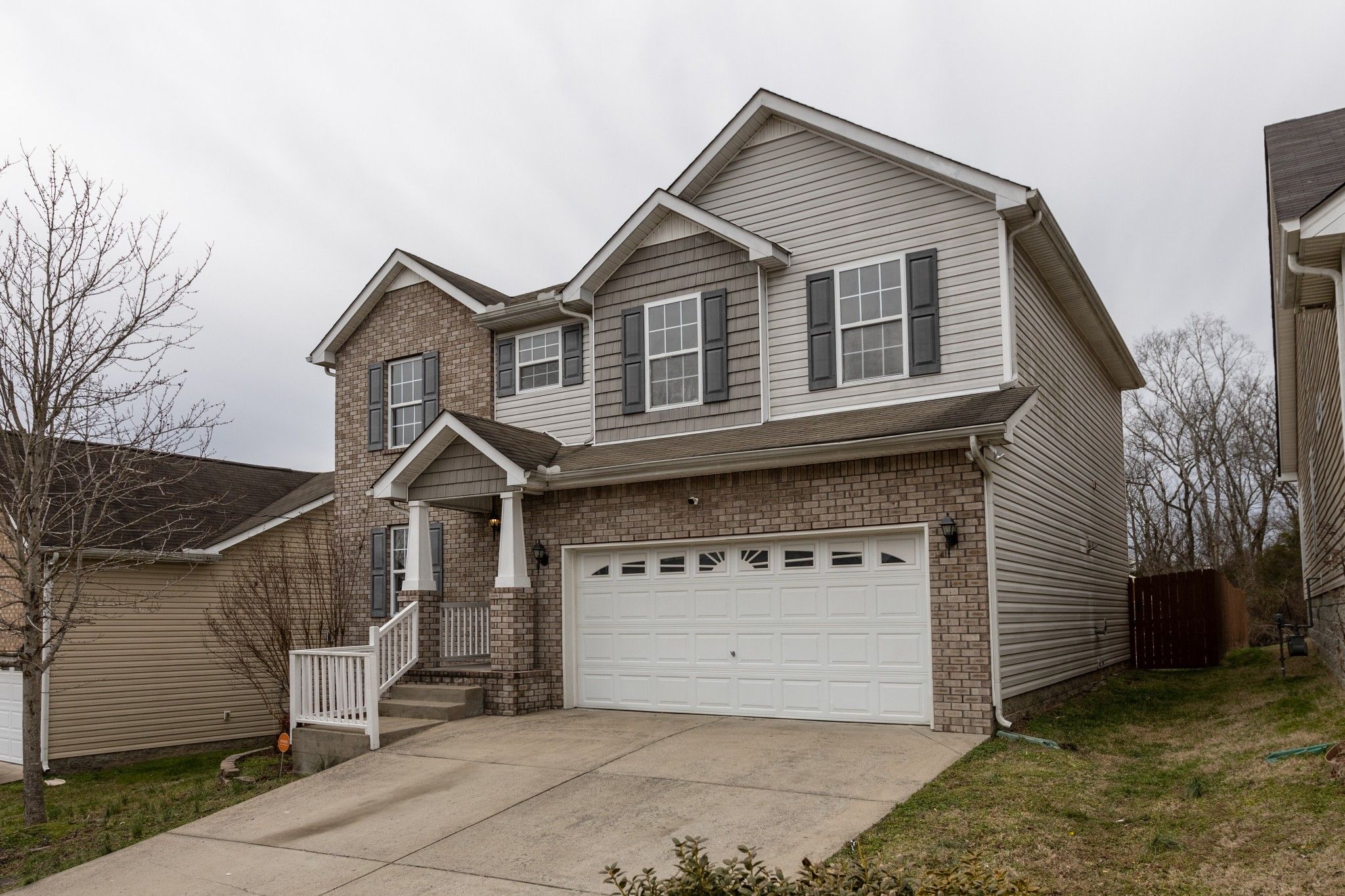 2017 Leefield Dr