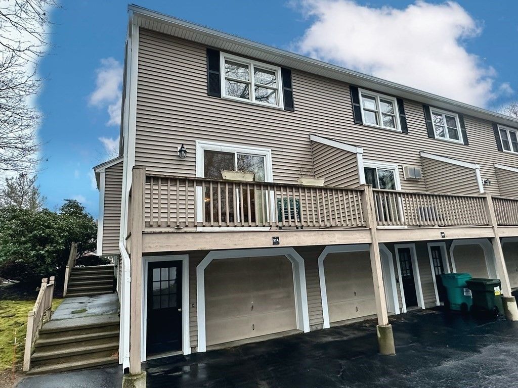 37 Boston Rd