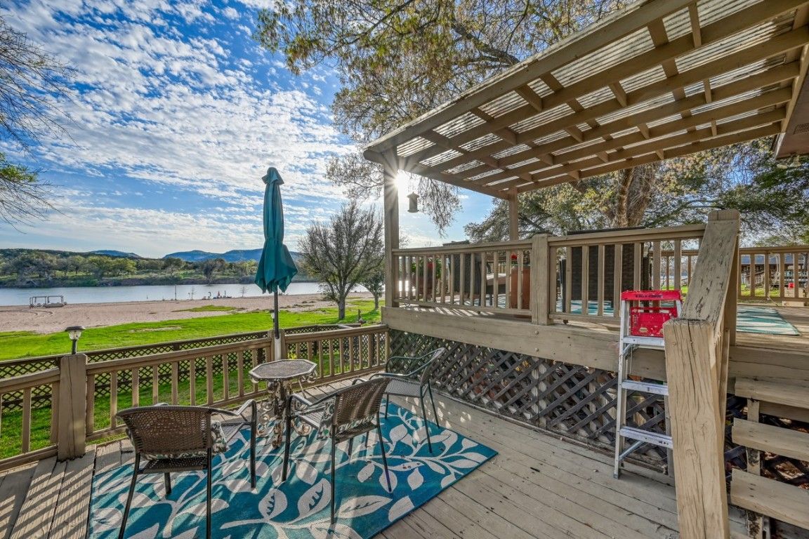 4124 River Oaks Drive