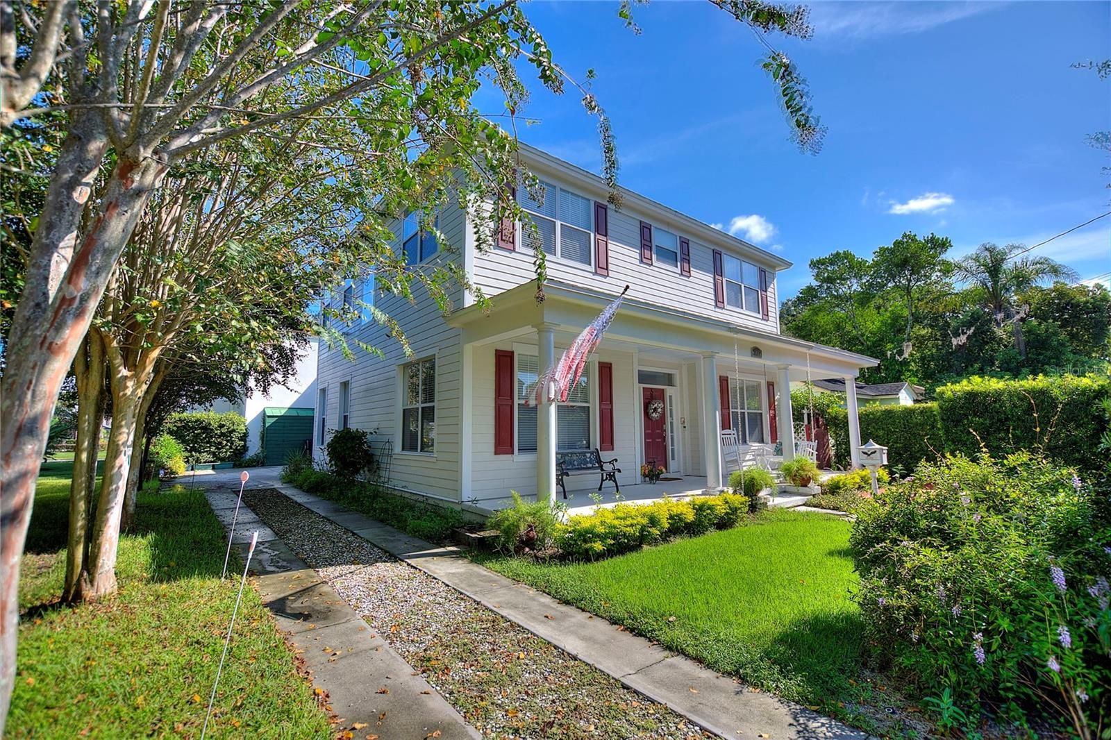 1407 Illinois Street