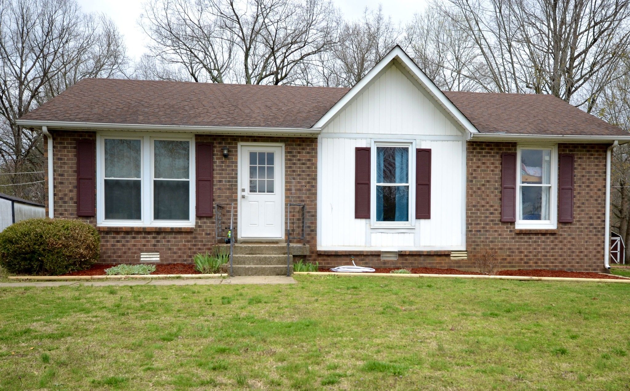 111 Academy Dr