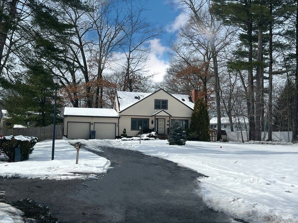 17 Alderbrook Ln