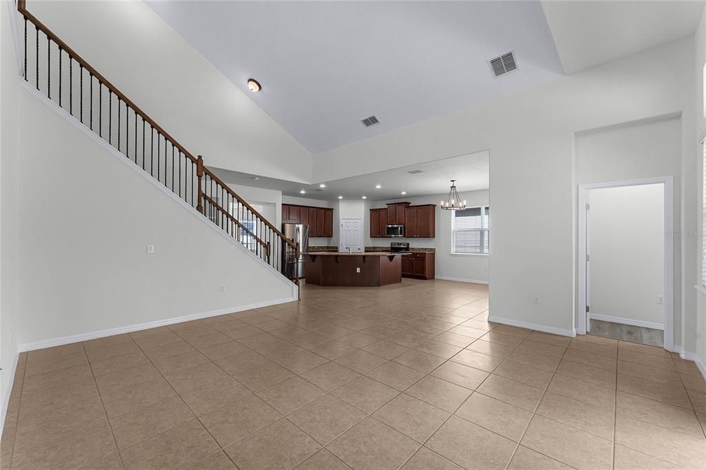 2421 Fenetre Lane