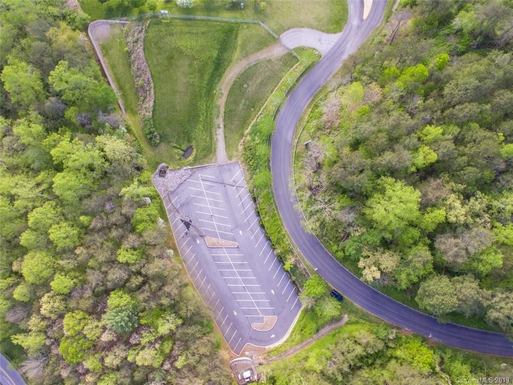 303 Gashes Creek Road