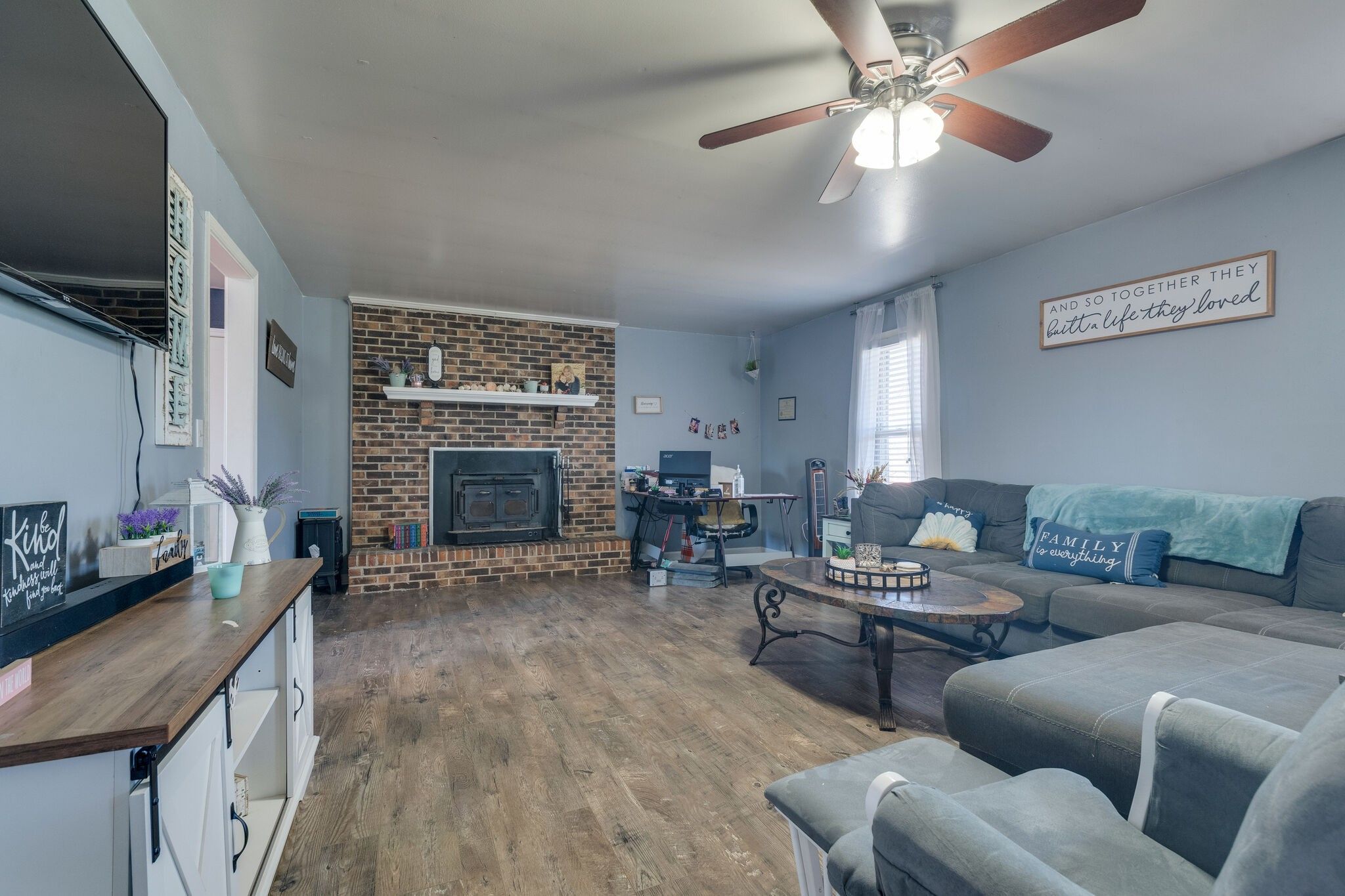 705 Redwood Cir