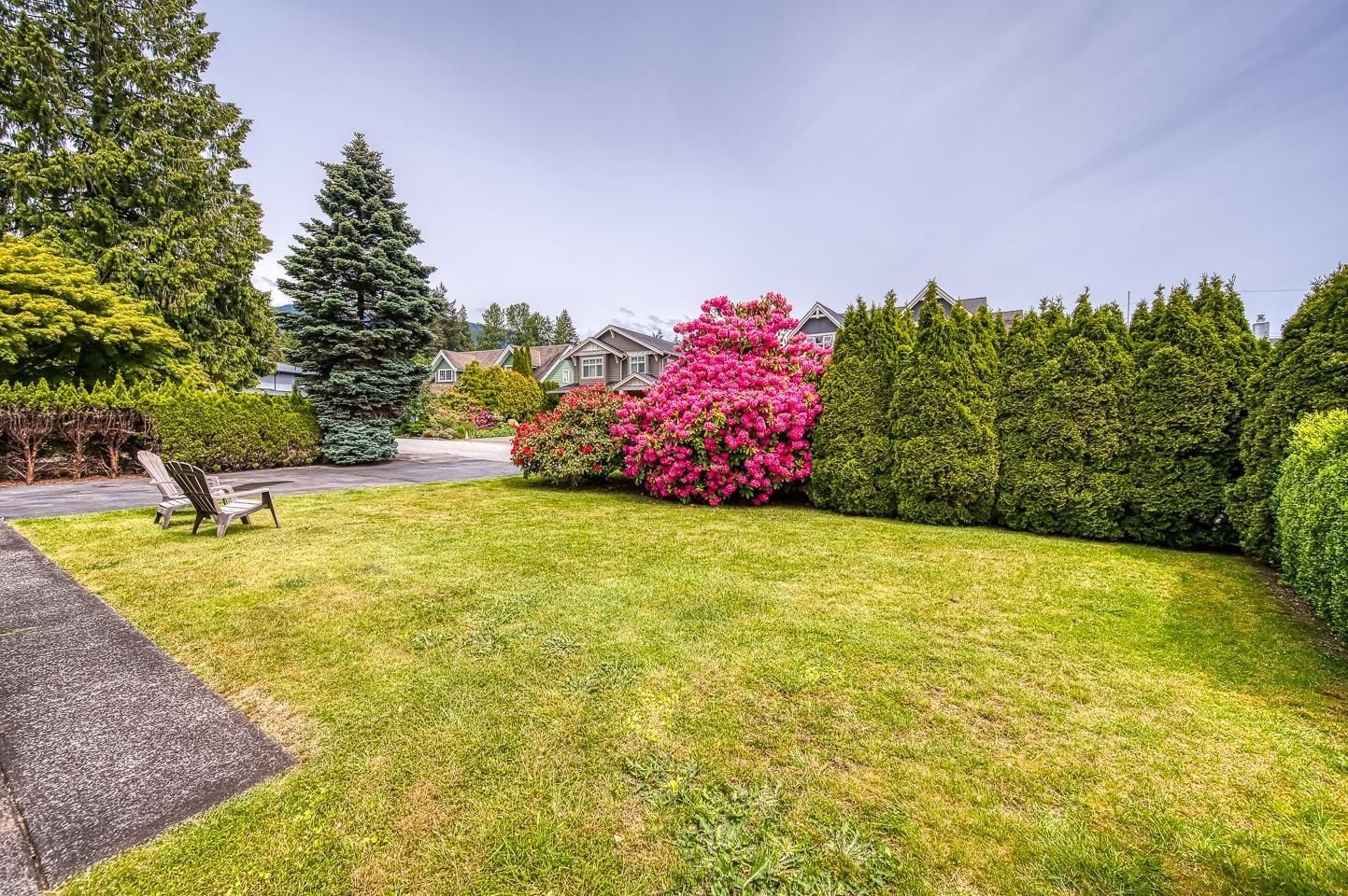 3101 BEVERLEY CRESCENT