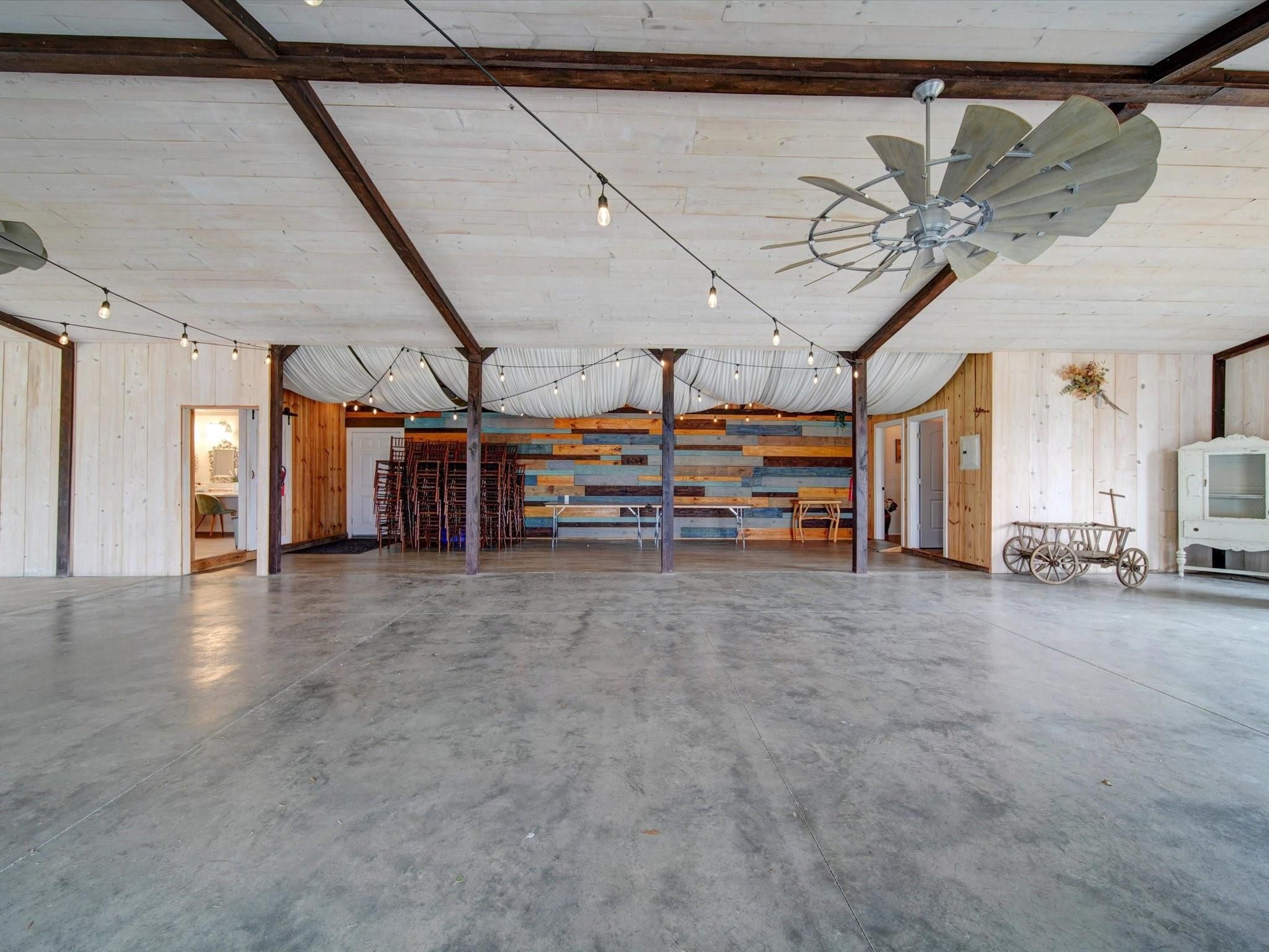 724 Bruce Thomas Road