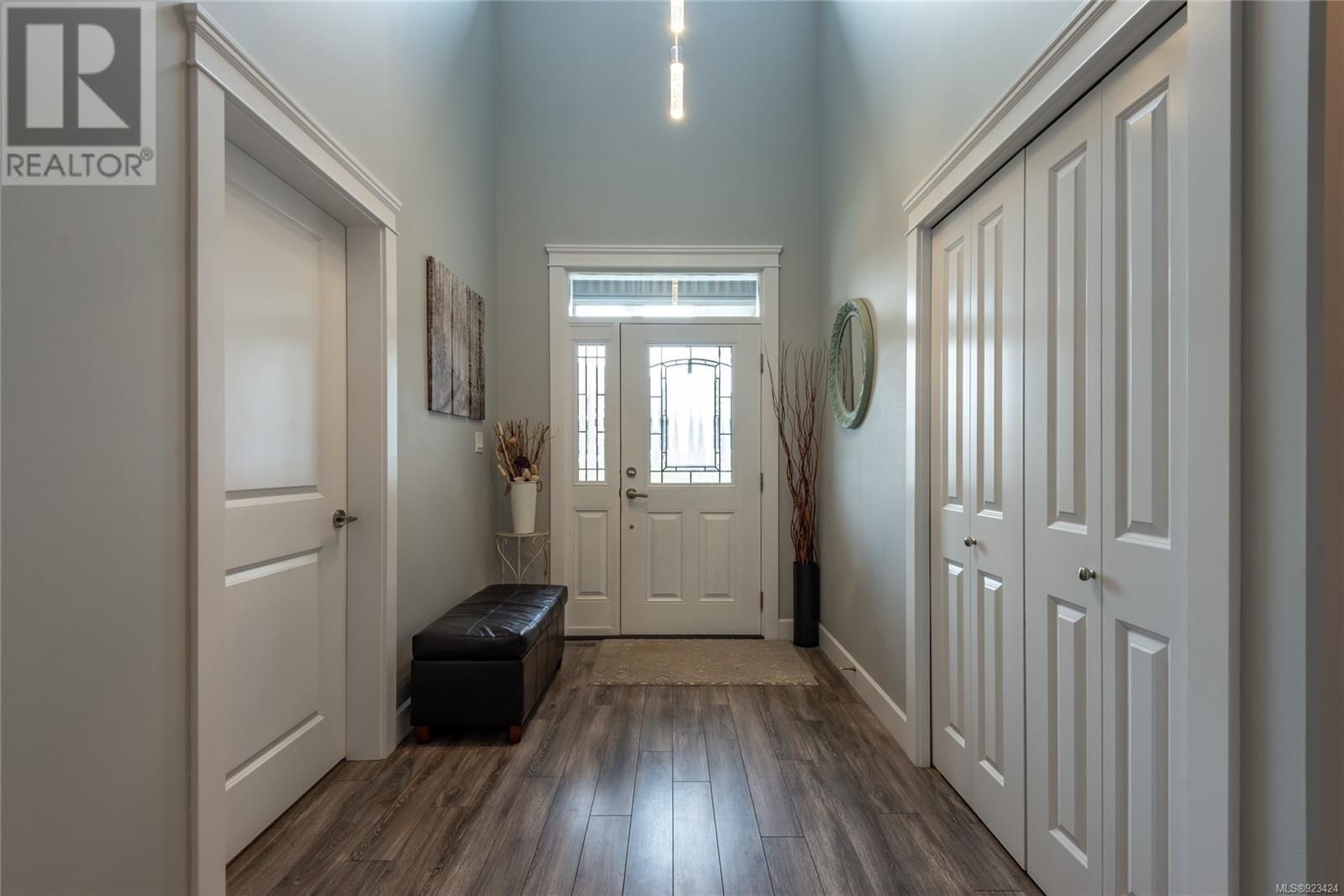 807 Timberline Dr