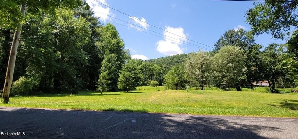 Mohawk Lake Rd