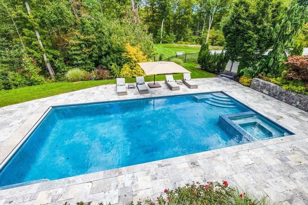 28 Orchard Dr