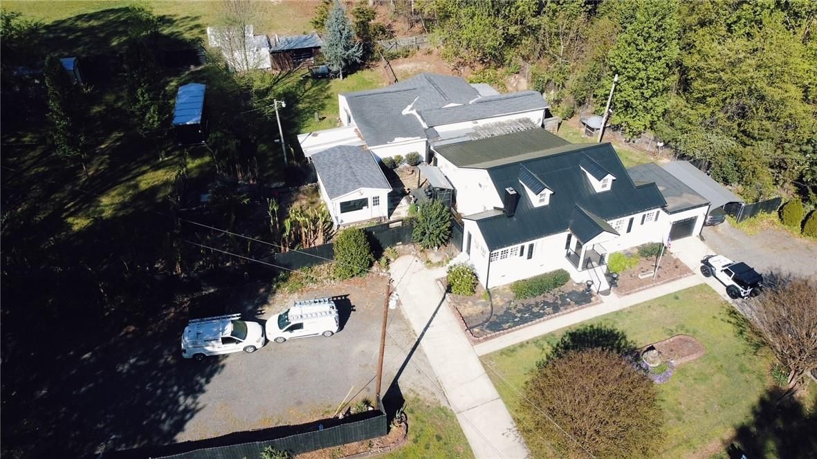 1410 Edgewood Road