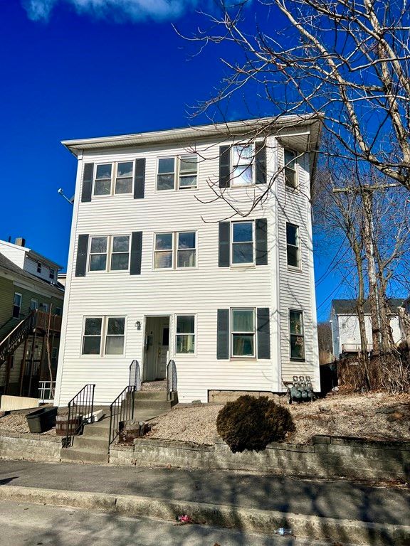 2 Esther St