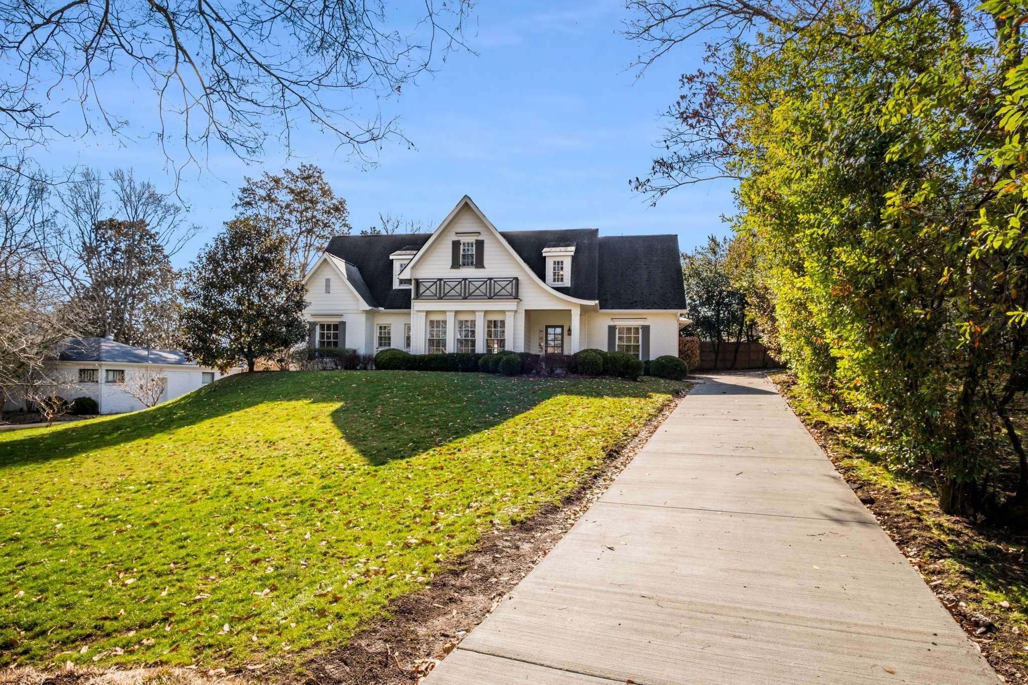 244 Haverford Ave
