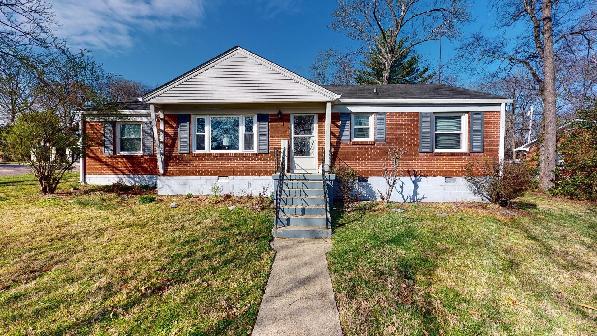 301 Porter Cir