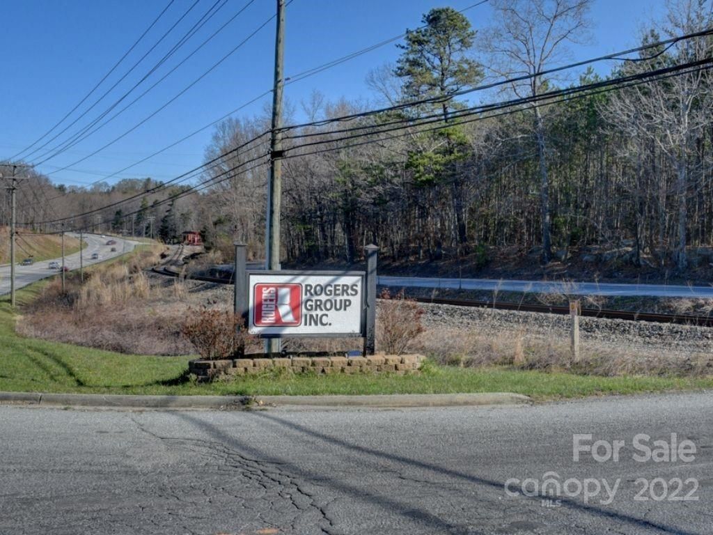 2620 Asheville Highway
