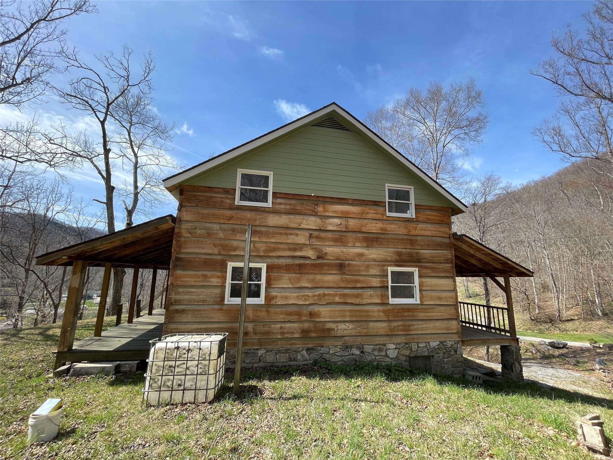 114 Johns Creek Road