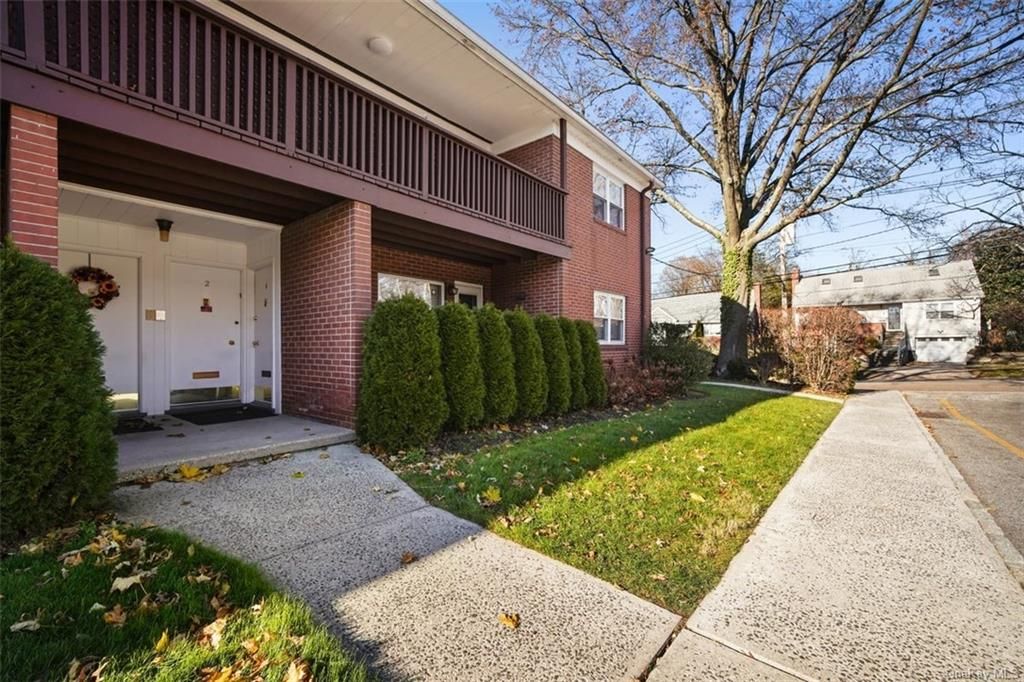 419 Tompkins Avenue