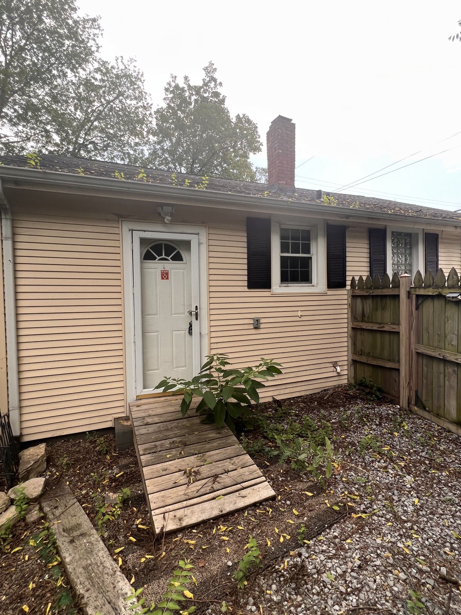 2405 10th Ave