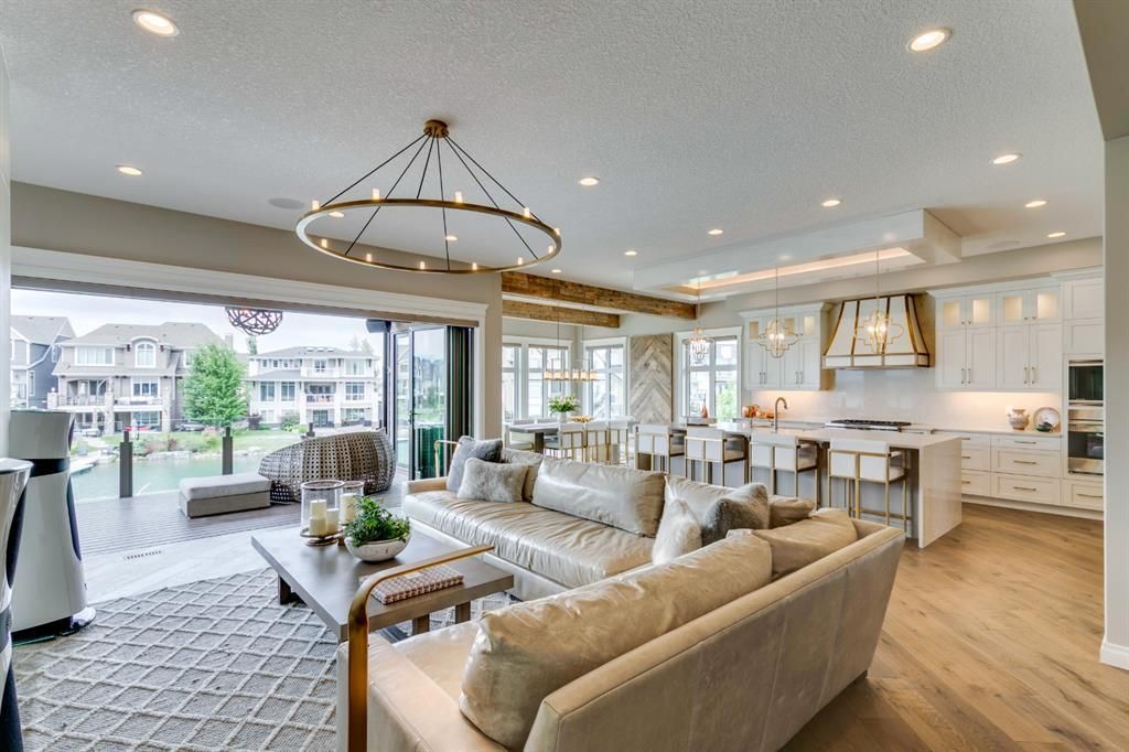 71 Mahogany Island SE