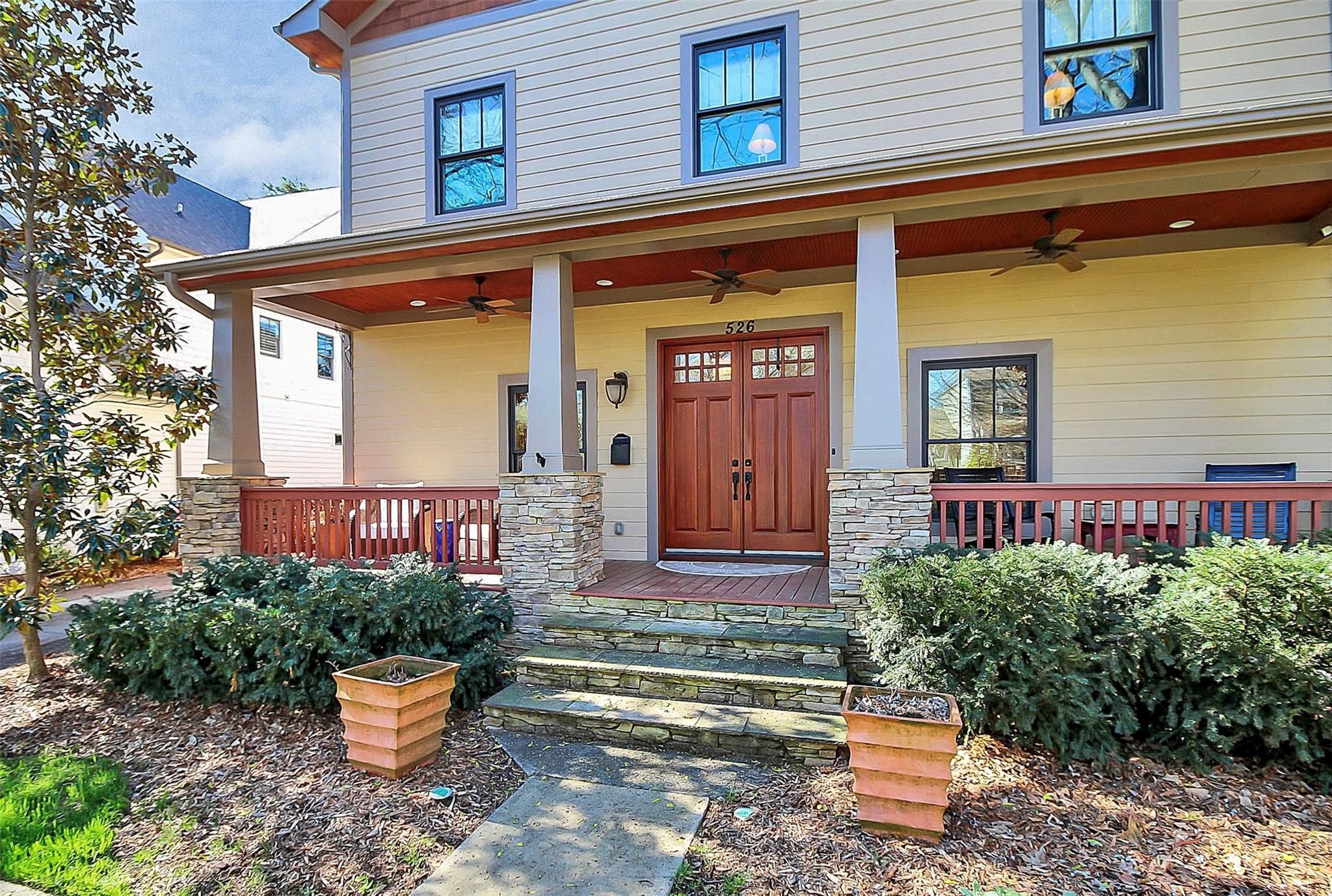 526 Magnolia Avenue