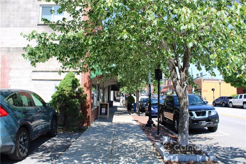 84 E Main Street