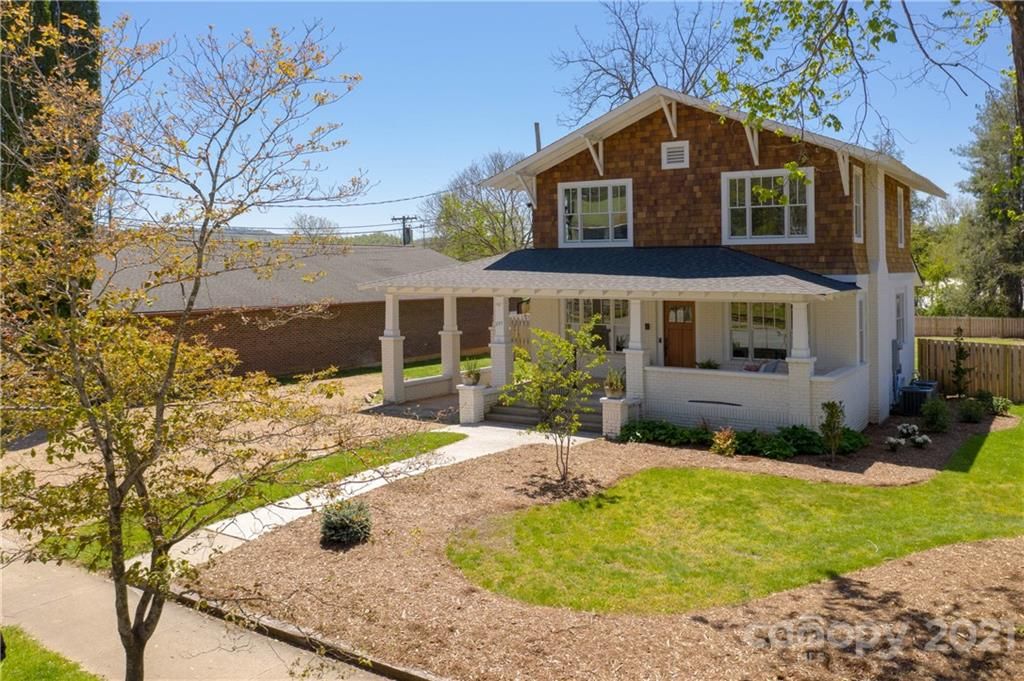 205 W Main Street