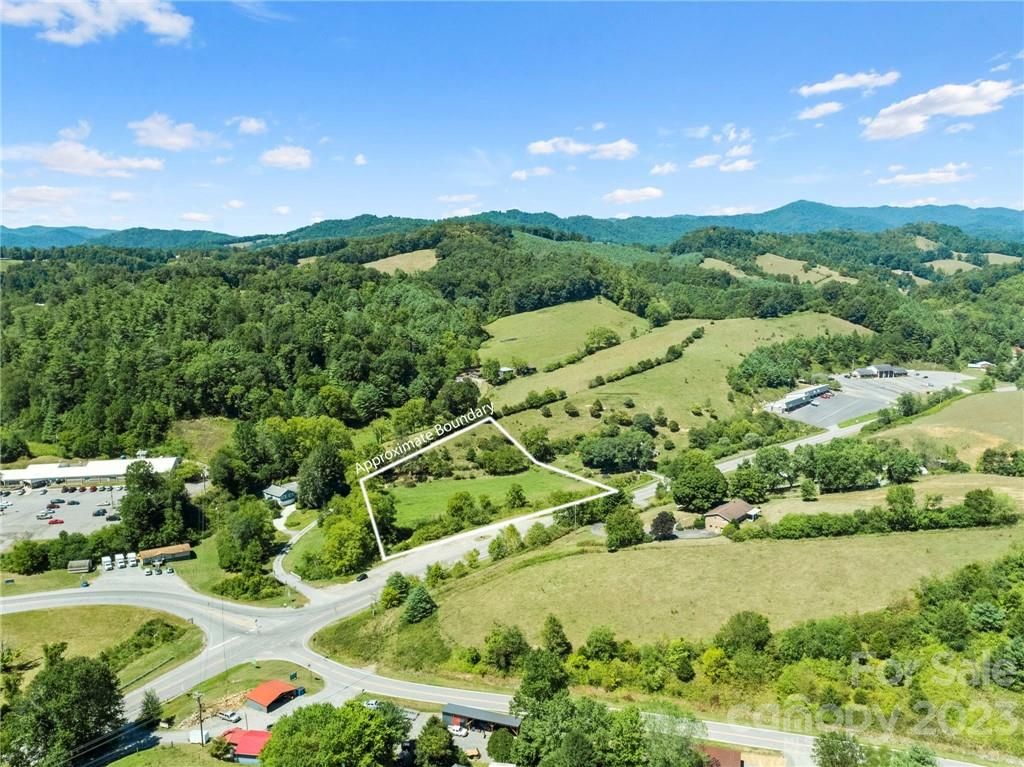 1525 Nc Hwy 213 Highway