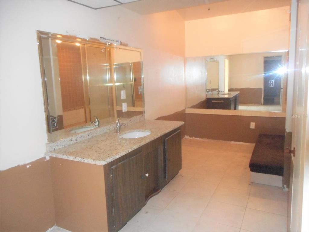 3610 Dubsdread Circle