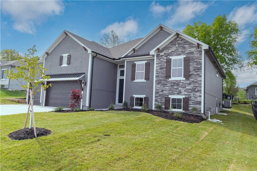 1117 NE Goshen Court