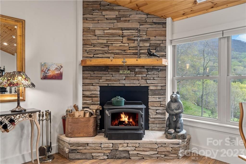 39 Maplewood Drive