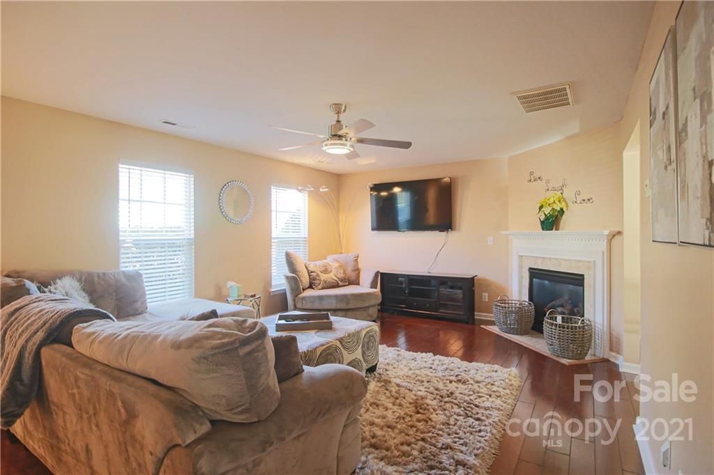3013 Secret Garden Court