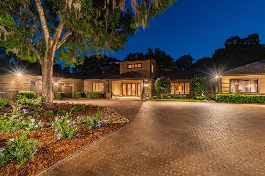 10725 Lake Alice Cove