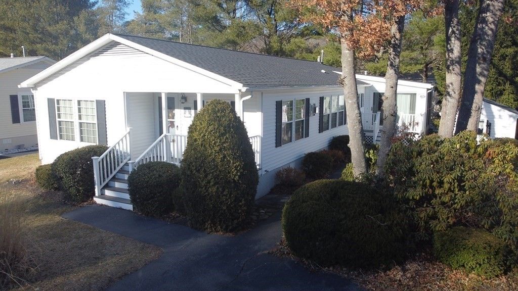 9 Trailwood Drive