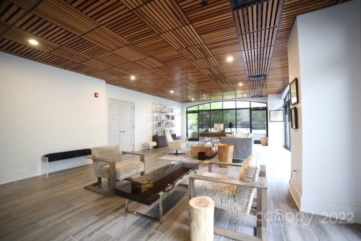 21 Battery Park Avenue