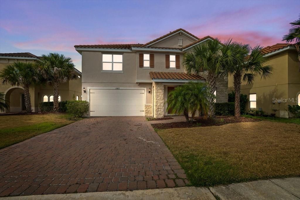1411 Lanier Point Place
