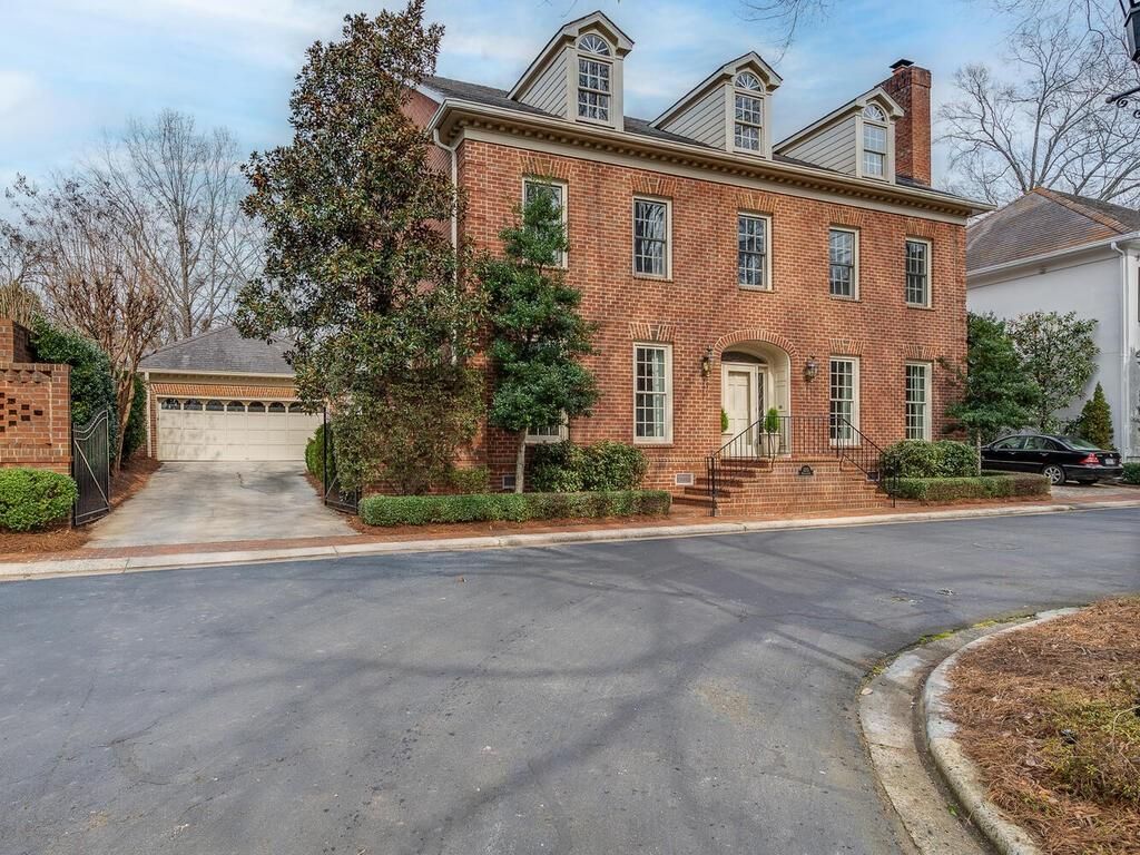 1213 Wareham Court