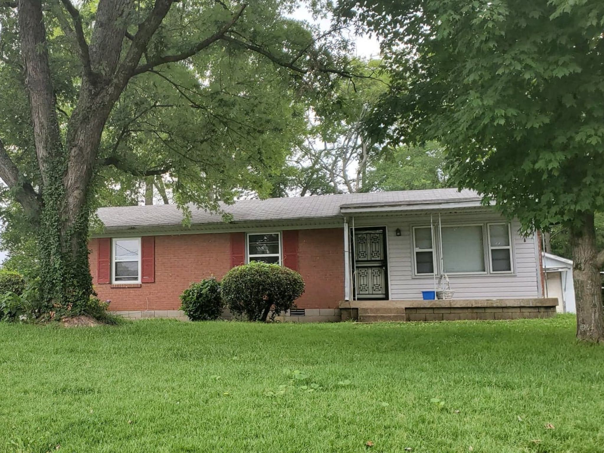172 Luna Dr