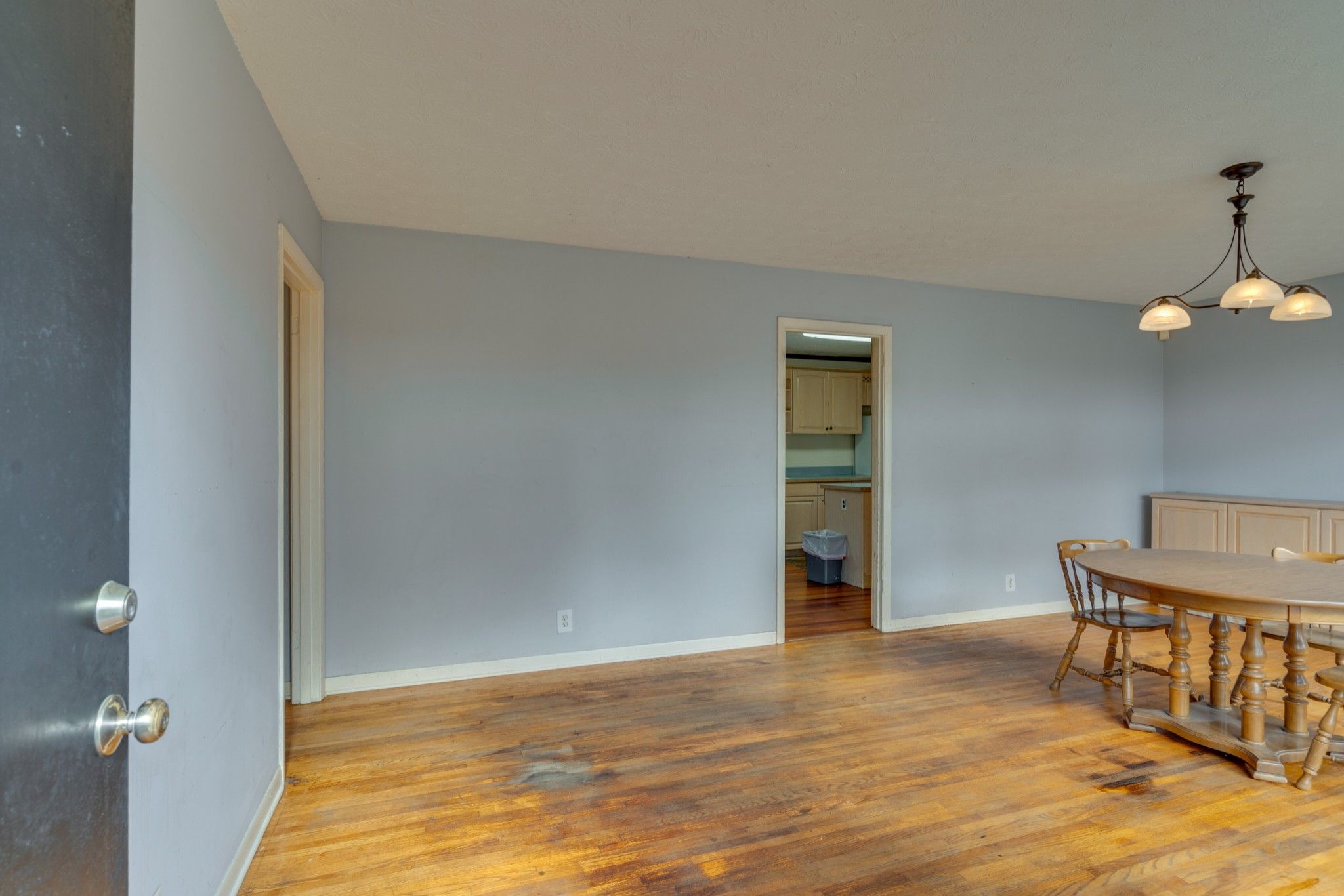 2506 Sleepy Hollow Dr
