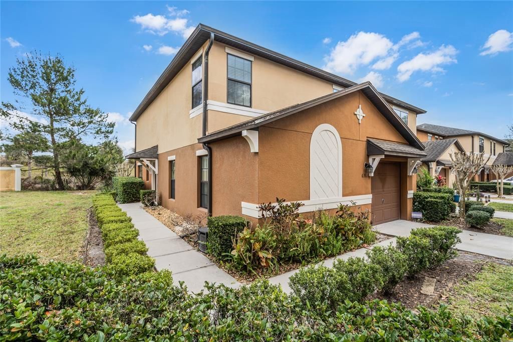 6360 Windsor Lake Circle