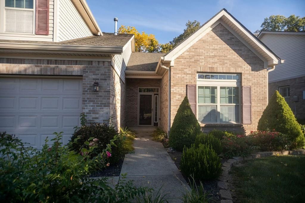 5470 Lipizzan Lane