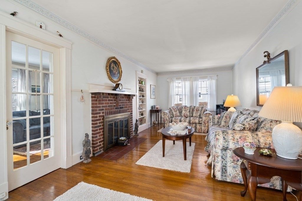 129 Standish Rd