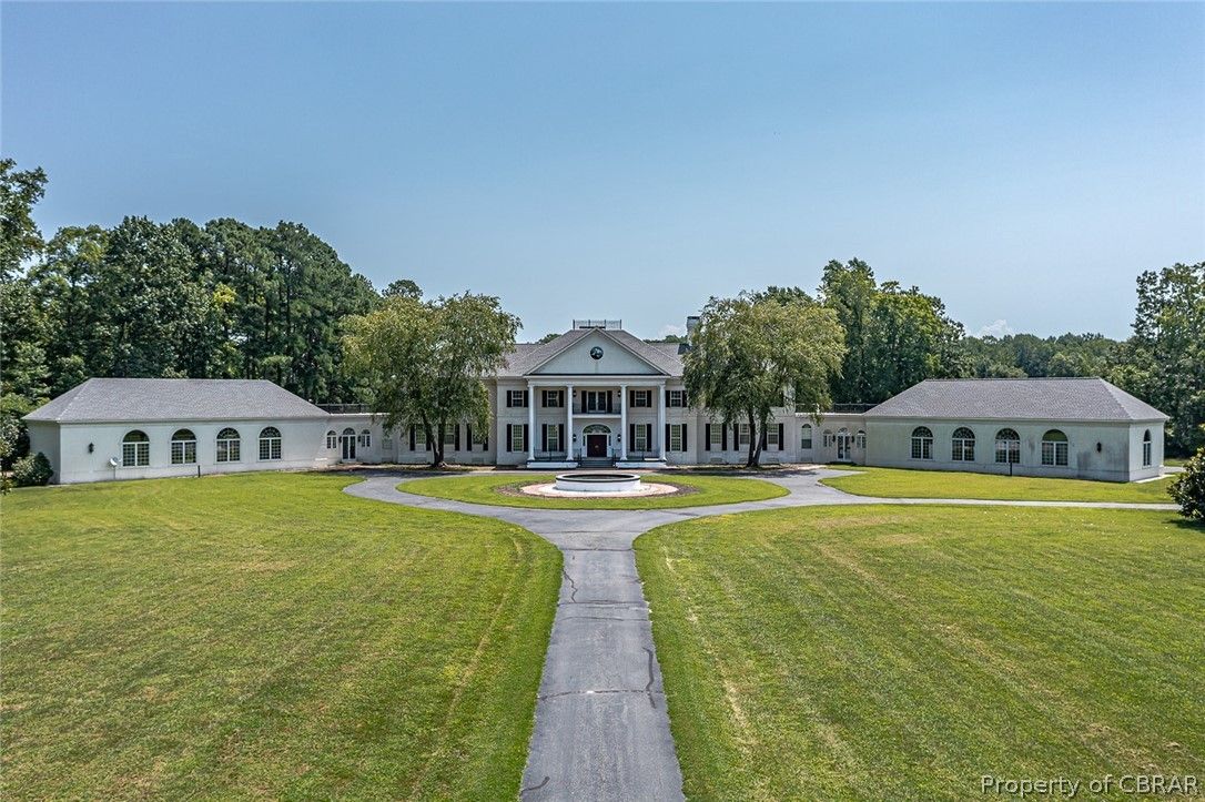 355 Ditchley Road