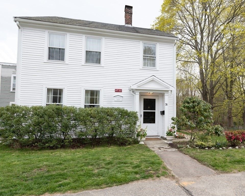31-35 Elm St