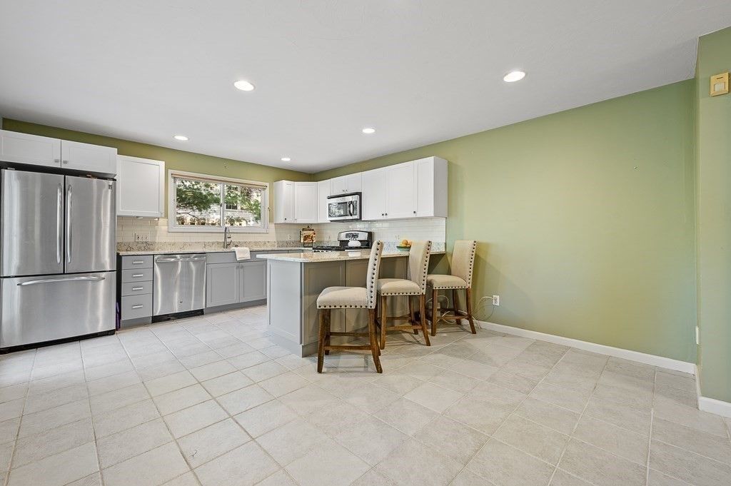 52 Algonquin Trail