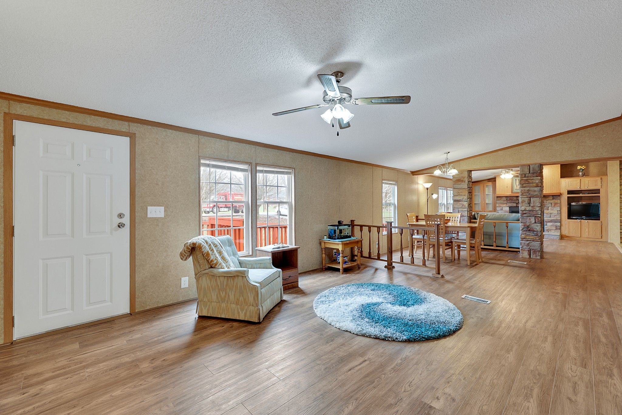 1355 Hazelwood Rd