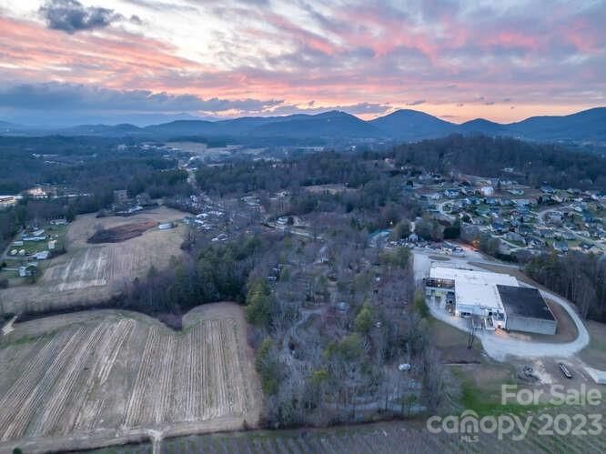 3576 Chimney Rock Road