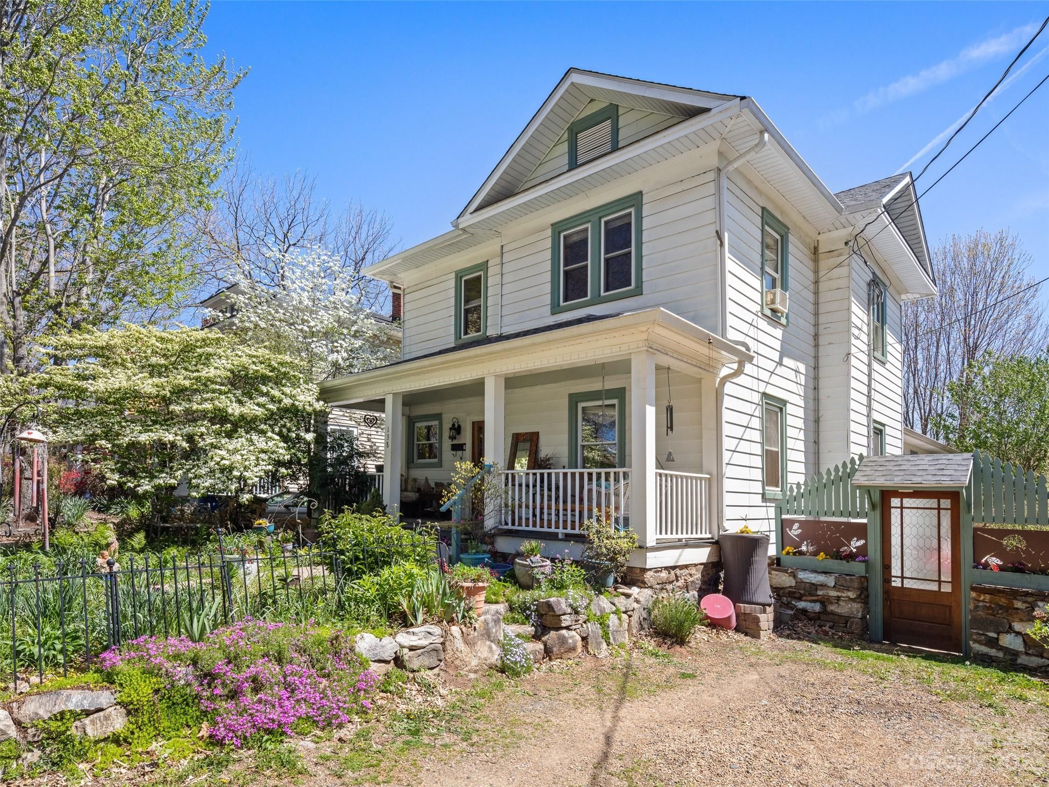 138 S French Broad Avenue