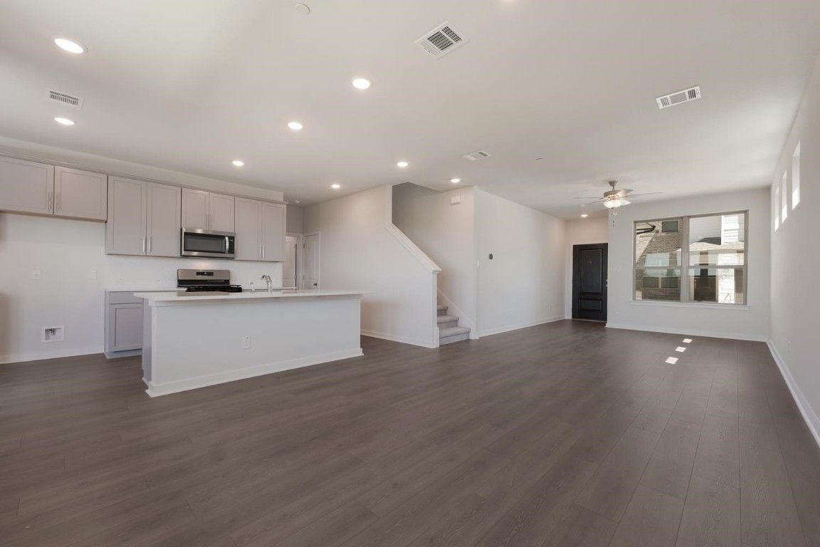 2500 Forest Creek Drive